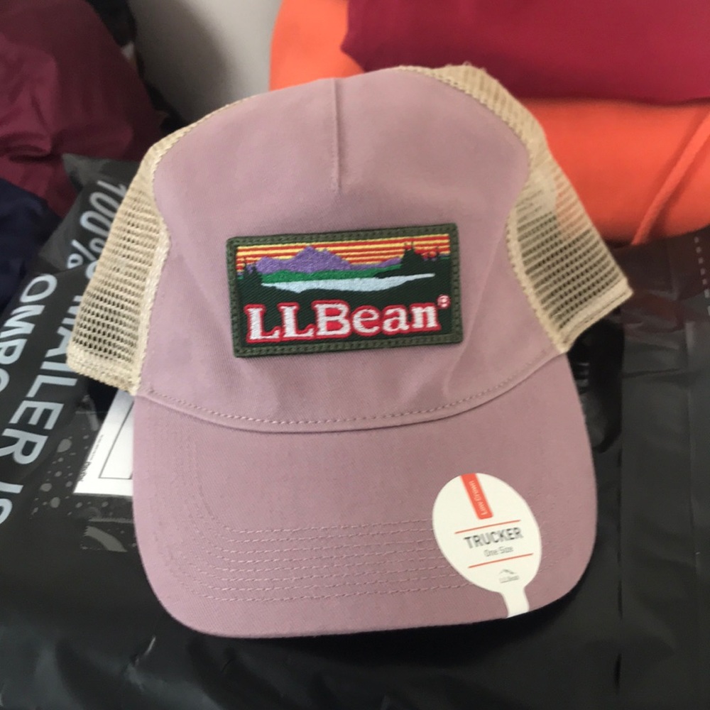 L.L. Bean Trucker Hat Lavender EUC